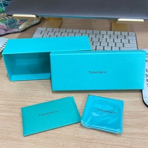 New: Tiffany and co glasses box